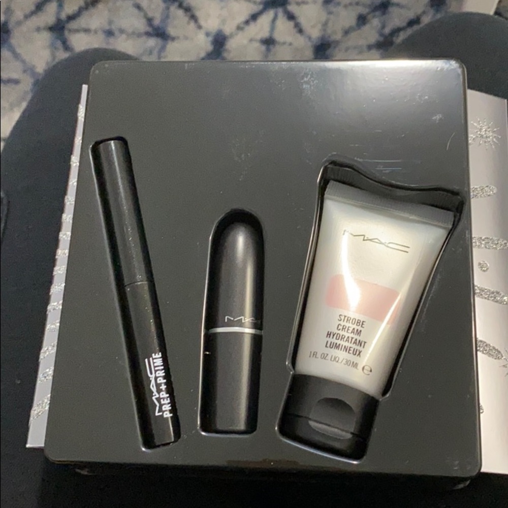 Brand new Mac set